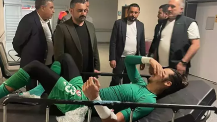 Zonguldak Kömürspordan Vanspor başkanı soyunma odasını bastı, futbolcuları darp etti iddiası... Arka arkaya açıklamalar...