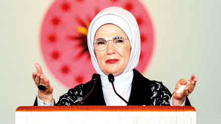 9 bin 335 çocuğumuz 7 bin 817 koruyucu ailemize emanet 9 bin 335 çocuğumuz 7 bin 817 koruyucu ailemize emanet