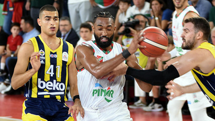 Pınar Karşıyaka 84-79 Fenerbahçe Beko / Maç sonucu