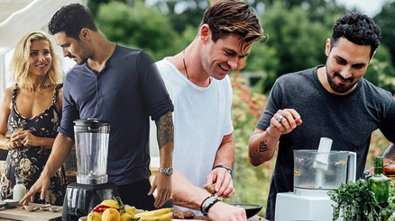 Ünlü oyuncu Alzheimer riski taşıdığını öğrenmişti... Hayatını kökten değiştirdi: Artık yemekleri için bile destek alıyor