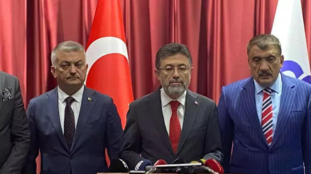 Bakan Yumaklı: Bugün 630 milyon lirayı üreticilerimizin hesabına aktaracağız