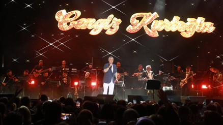 Cengiz Kurtoğlu ile geçmişe yolculuk Cengiz Kurtoğlu ile geçmişe yolculuk