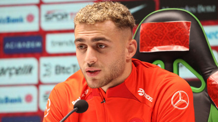 Barış Alper Yılmazın Galatasaraya imza sürecini anlattı: Fenerbahçe ve Beşiktaş da ilgilendi, Fatih Terim bitirin dedi | İngilteredeki her takımda oynar