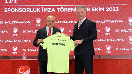 Hakem formalarında sponsor devrimi