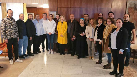 Münih’te ‘100’ümüz Gülüyor’