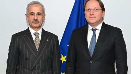 Bakan Uraloğlundan Brükselde diyalog mesajı