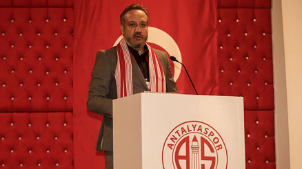 Antalyasporda yeni başkan Sinan Boztepe oldu