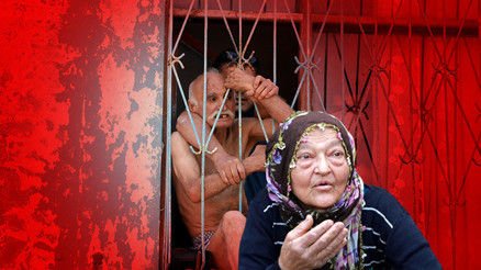 Komando dede olarak tanınan yaşlı adam, eşini baltayla öldürdü