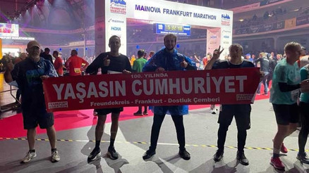 Frankfurt Maratonu’nu böyle tamamladılar