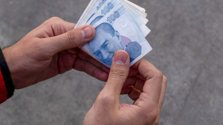 5000 TL İKRAMİYE || Yaşlılık maaşı, dul ve yetim aylığı ile evde bakım parası alanlar 5 bin lira ikramiye alacak mı İşte, ikramiye ödemesinin detayları