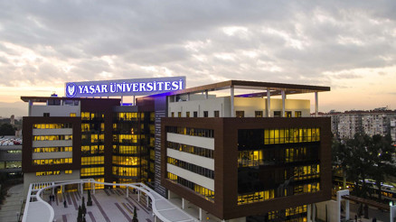 Yaşar Üniversitesi’nden 6 akademisyen ‘Dünyadaki En Etkili Bilim İnsanları’ listesinde