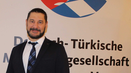 DTM’den Başkonsolos Cebeci’ye anlamlı ziyaret