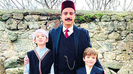 Devrim Nas: Cumhuriyet’i Zübeyde Hanım’la Ali Rıza Bey’e borçluyuz Devrim Nas: Cumhuriyet’i Zübeyde Hanım’la Ali Rıza Bey’e borçluyuz
