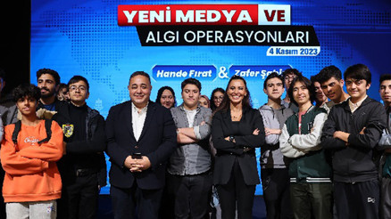 Hande Fırat ve Zafer Şahin, Yeni Medya Söyleşilerine katıldı