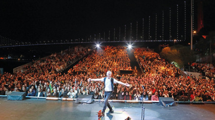 Boğazın romantik prensi