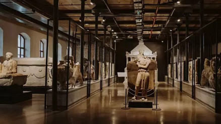 Efes Kültür Yolu Festivali bayrağı Antalya’ya devretti Efes Kültür Yolu Festivali bayrağı Antalya’ya devretti