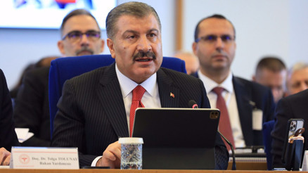 Bakan Koca: Gazzedeki kanser hastası çocuklar Türkiyeye getirilecek
