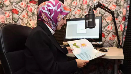 Dünya Çocuk Kitapları Haftası: Bakan Göktaş, çocuklar için kitap seslendirdi