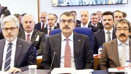 Ortaöğretime 40 saat sosyal sorumluluk