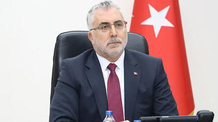 Bakan Işıkhandan önemli asgari ücret komisyonu açıklaması Bakan Işıkhandan önemli asgari ücret komisyonu açıklaması