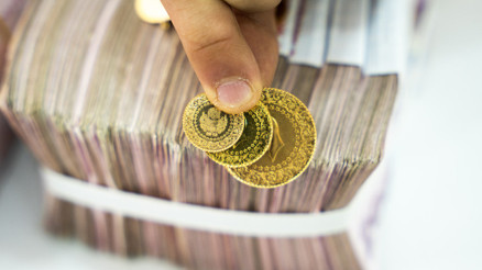 Gram altından yeni rekor geldi Altın fiyatları bir kez daha zirve... Gram altın, çeyrek altın bugün ne kadar oldu 17 Kasım 2023 altın fiyatları