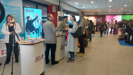 Köln Stadı’nda ‘Kariyer Fuarı’