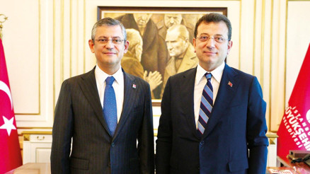 Özel’den önemli açıklamalar: Ekrem Bey’le aynı takımdayız