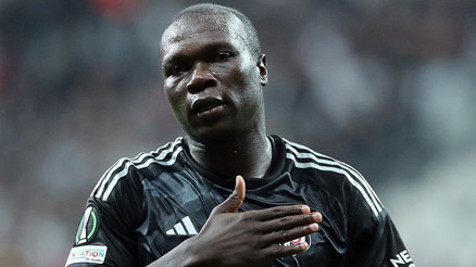 Beşiktaşlı golcü Vincent Aboubakardan suçlamalara yanıt: Çok fedakârlık yaptım... Beşiktaşlı golcü Vincent Aboubakardan suçlamalara yanıt: Çok fedakârlık yaptım...