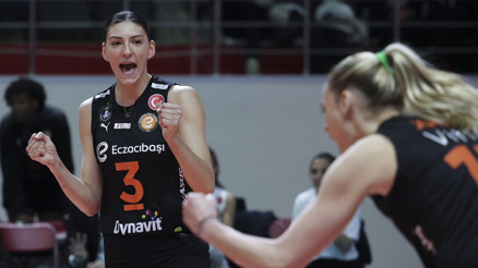 Eczacıbaşı, Galatasaraya set vermedi Eczacıbaşı, Galatasaraya set vermedi