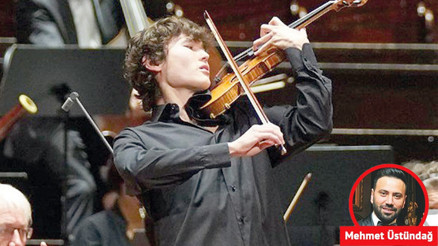 30 milyon dolarlık kemanıyla AKM’deydi