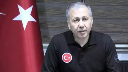 İçişleri Bakanı Ali Yerlikaya, olumsuz hava koşulları ile ilgili açıklama yaptı İçişleri Bakanı Ali Yerlikaya, olumsuz hava koşulları ile ilgili açıklama yaptı