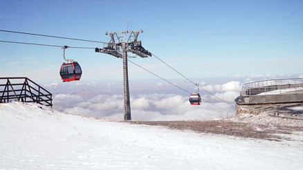 Kayak merkezleri beyaza büründü Kayak merkezleri beyaza büründü
