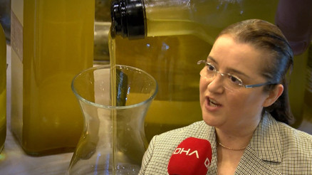 Fırsatçılardan pes dedirten zeytinyağı hilesi Uzmanlar uyardı: Bu tür yerlerden almak riskli Fırsatçılardan pes dedirten zeytinyağı hilesi Uzmanlar uyardı: Bu tür yerlerden almak riskli
