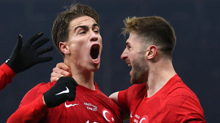 Kenan Yıldız cephesinden transfer açıklaması: Türkiyeden bir teklif geldi | Arda Gülerden daha büyük futbolcu olacak | Tolunay Kafkas iyi ki görevden alındı