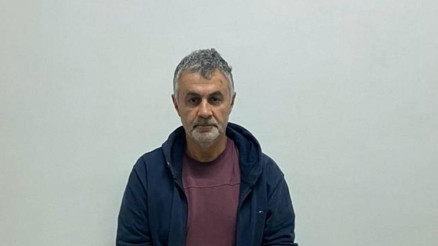 FETÖ’nün kilit ismi İzmirde yakalanmıştı... İstanbul’a getirildi FETÖ’nün kilit ismi İzmirde yakalanmıştı... İstanbul’a getirildi