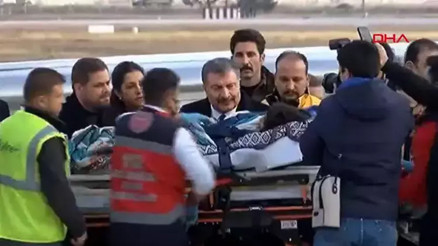 Gazzeli 3 yaralı çocuk Ankaraya getirildi