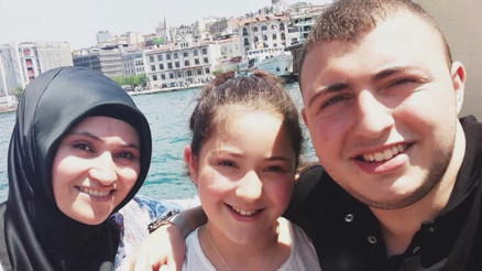 Kayıp olarak aranırken toprağa gömülü bulunmuşlardı Sevgi Demirci ile 2 çocuğu 6 ay sonra toprağa verildi... Korkunç detaylar