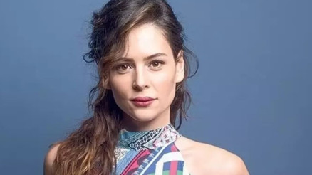 Yıldız Çağrı Atiksoy kimdir, nereli, kaç yaşında Yıldız Çağrı Atiksoy hangi dizilerde ve filmlerde oynadı Yıldız Çağrı Atiksoy kimdir, nereli, kaç yaşında Yıldız Çağrı Atiksoy hangi dizilerde ve filmlerde oynadı