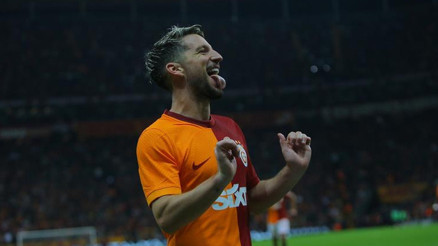 Yaş 36, futbolun yarısı eder