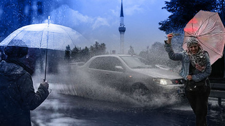 Son dakika: Meteoroloji ve İstanbul Valiliğinden kritik uyarı Birçok ilde fırtına etkili oldu... Zeytinburnunda gemi karaya oturdu