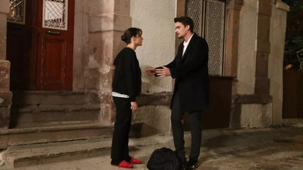 Üç Kız Kardeş son bölüm (64.bölüm) izleme ekranı Üç Kız Kardeş 64.Mustafa çalıştığı iş yerini soydu İşte yeni bölüm fragmanı