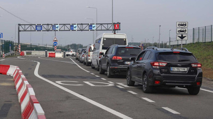 Polonya, Slovakya sınırındaki kontrollerin süresini uzattı