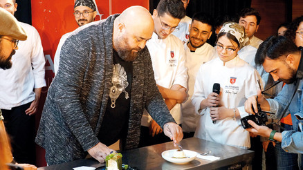 Gastronomi kazanında kaynayanlar Gastronomi kazanında kaynayanlar