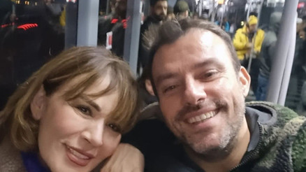 Metrobüste ünlü var Bir uçtan diğer uca İstanbul