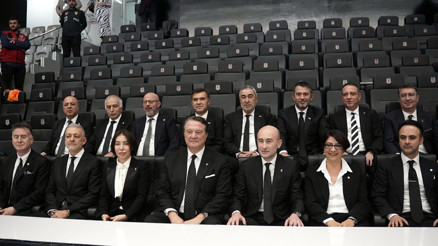 Beşiktaşın 35. başkanı Hasan Arat oldu