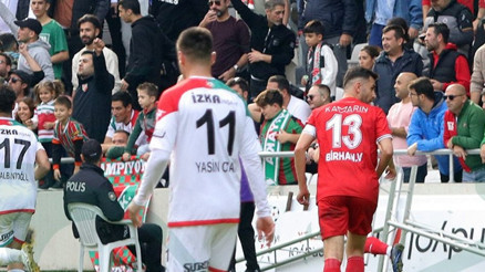 Karşıyaka zirve yarışında yara aldı