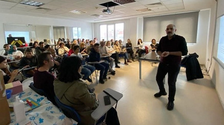 Karabağlar’da özel eğitim sempozyumu