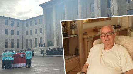 Eski Sanayi ve Ticaret Bakanı Şükrü Yürür için Mecliste cenaze töreni düzenlendi