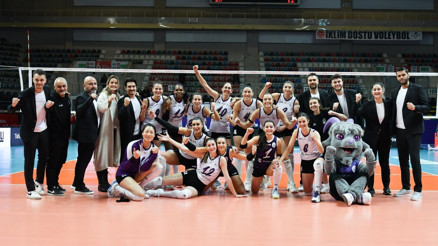 Zeren Spor, Kadınlar 1. Ligde ilk yarıyı lider tamamladı