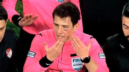 Halil Umut Melere yapılan çirkin saldırı sonrası futbol camiasından kınama mesajları: Başarısızlıklarınızın yükünü onlara yüklediniz